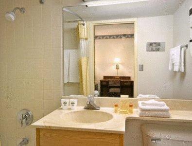 Days Inn Wauwatosa/Milwaukee Pokój zdjęcie